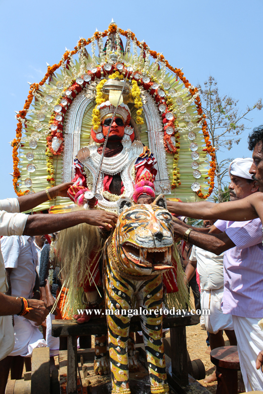 Enmakaje Nemotsava